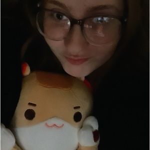 Meet your Posher, Evelyn